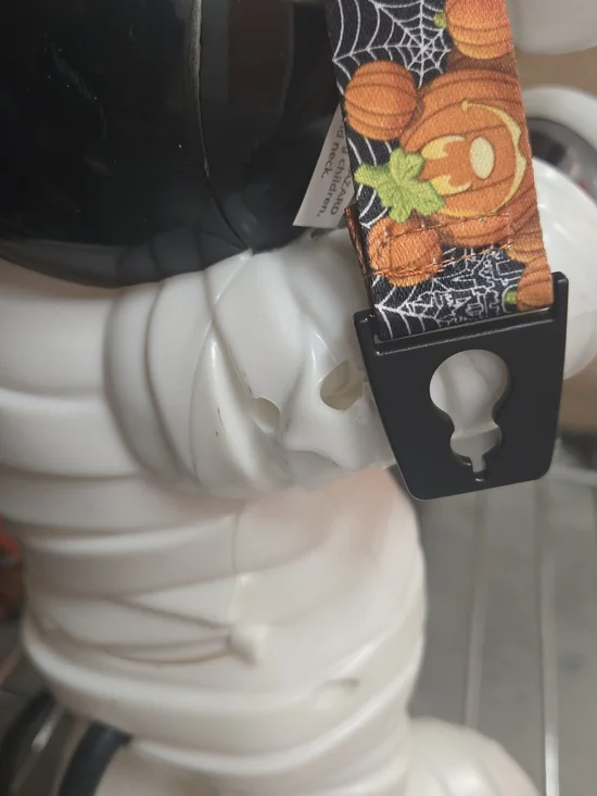 Mickey Mouse Halloween Mummy Holding Pumpkin - Picture 6 of 7